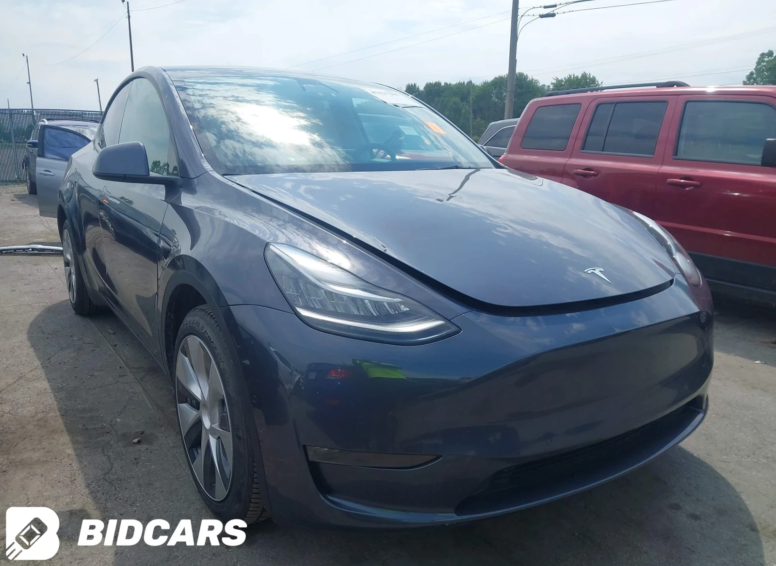 Tesla Model Y 4x4 LONG RANGE DUAL MOTOR | Auto.bg — изображение 1 Tesla Model Y 4x4 LONG RANGE DUAL MOTOR | Auto.bg — изображение 1