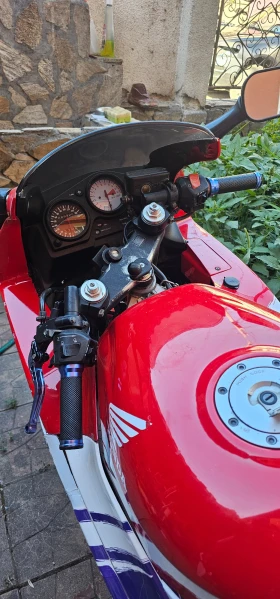 Honda Cbr Пистово ф3 | Auto.bg — изображение 6 Honda Cbr Пистово ф3 | Auto.bg — изображение 6