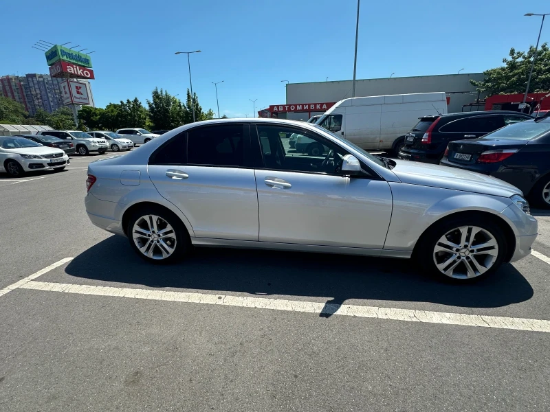 Mercedes-Benz C 220 Обслужен, нови гуми, нови фарове, мултимедия - 5900 € / 11539.40 лв. - 63777885 1 | Car24.bg Mercedes-Benz C 220 Обслужен, нови гуми, нови фарове, мултимедия - 5900 € / 11539.40 лв. - 63777885 1