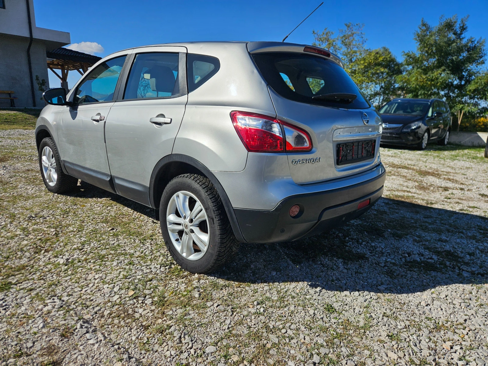 Nissan Qashqai 1.5 DCI - изображение 4 | Auto.bg Nissan Qashqai 1.5 DCI - изображение 4