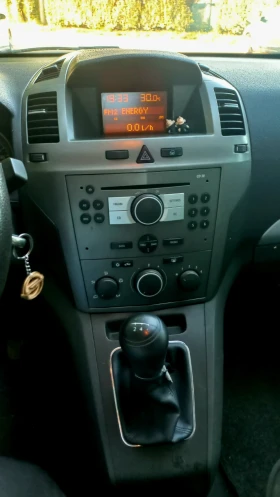 Opel Zafira 1.9 CDTi | Auto.bg — изображение 11 Opel Zafira 1.9 CDTi | Auto.bg — изображение 11