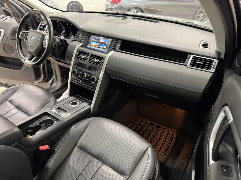 Land Rover Discovery Sport * АВТО КРЕДИТ* ЦЕНА ДО БГ * СЕРВИЗНА ИСТОРИЯ *  - изображение 9 | Auto.bg Land Rover Discovery Sport * АВТО КРЕДИТ* ЦЕНА ДО БГ * СЕРВИЗНА ИСТОРИЯ *  - изображение 9