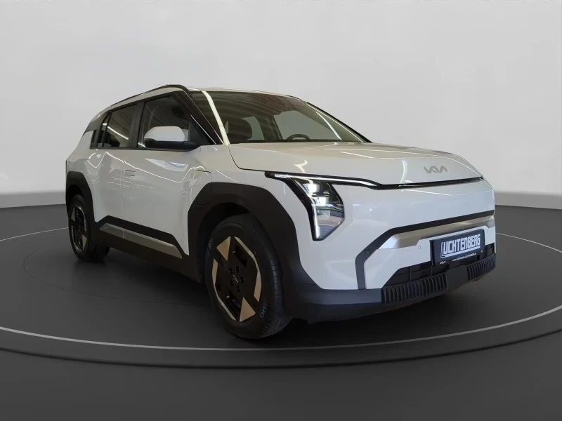 Kia EV3 AIR 58.3kwh Navi / Kamera / LED / CARPLAY - 27590 € / 53961.35 лв. - 11972605 1 | Car24.bg Kia EV3 AIR 58.3kwh Navi / Kamera / LED / CARPLAY - 27590 € / 53961.35 лв. - 11972605 1