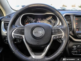 Jeep Cherokee * TrailhawkAS TRADED, ACCIDENT FREE, BACKUP CAM, 4 - 20700 лв. / 10583.74 € - 33942065 14 | Car24.bg Jeep Cherokee * TrailhawkAS TRADED, ACCIDENT FREE, BACKUP CAM, 4 - 20700 лв. / 10583.74 € - 33942065 14