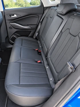 Opel Grandland X 4x4 Plug In Ultimate - 17999 € - 41384016 17 | Car24.bg Opel Grandland X 4x4 Plug In Ultimate - 17999 € - 41384016 17