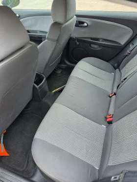 Seat Leon 1.6TDI 105кс - 3500 € / 6845.40 лв. - 43510355 7 | Car24.bg Seat Leon 1.6TDI 105кс - 3500 € / 6845.40 лв. - 43510355 7