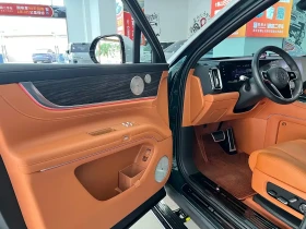 AITO 9 Extended Range Ultra 52 kWh 6-Seater AWD | Auto.bg — изображение 7 AITO 9 Extended Range Ultra 52 kWh 6-Seater AWD | Auto.bg — изображение 7