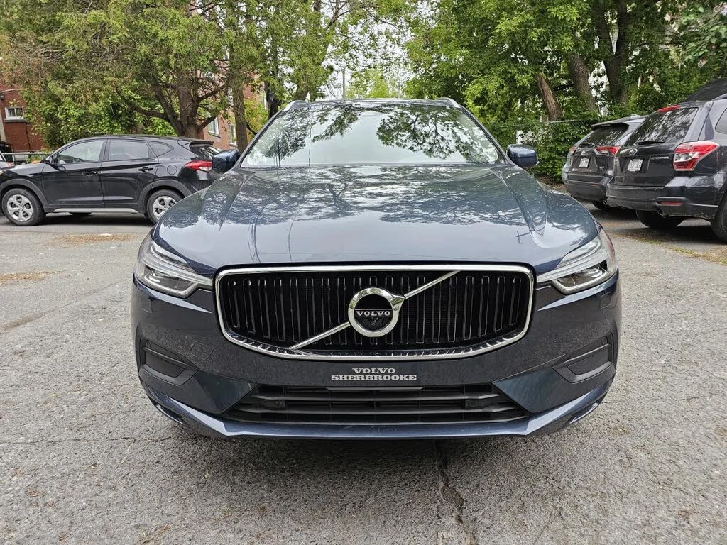 Volvo XC60 T5 Momentum BLINDSPOT* AMBIENT* ПОДГРЕВ* 360CAM*  - изображение 3 | Auto.bg Volvo XC60 T5 Momentum BLINDSPOT* AMBIENT* ПОДГРЕВ* 360CAM*  - изображение 3