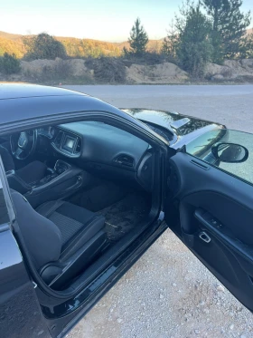 Dodge Challenger 5.7 HEMI - 36999 лв. / 18917.29 € - 43918508 2 | Car24.bg Dodge Challenger 5.7 HEMI - 36999 лв. / 18917.29 € - 43918508 2