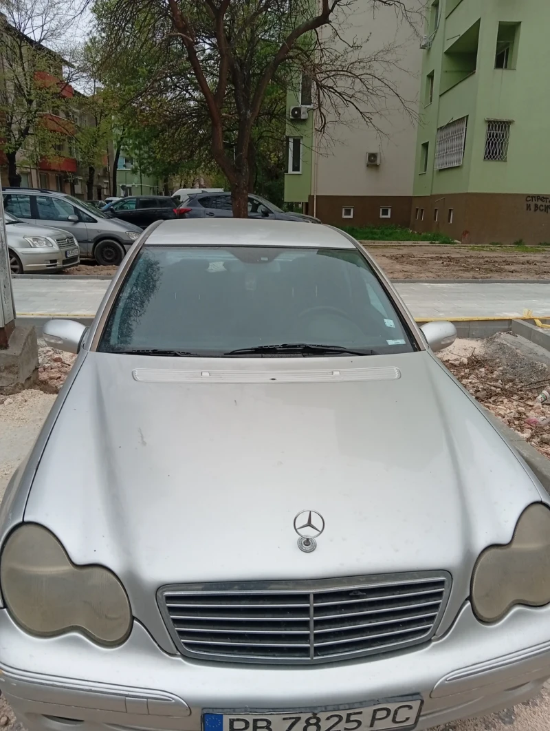 Mercedes-Benz C 200 Компресор - 2000 € / 3911.66 лв. - 61706099 1 | Car24.bg Mercedes-Benz C 200 Компресор - 2000 € / 3911.66 лв. - 61706099 1