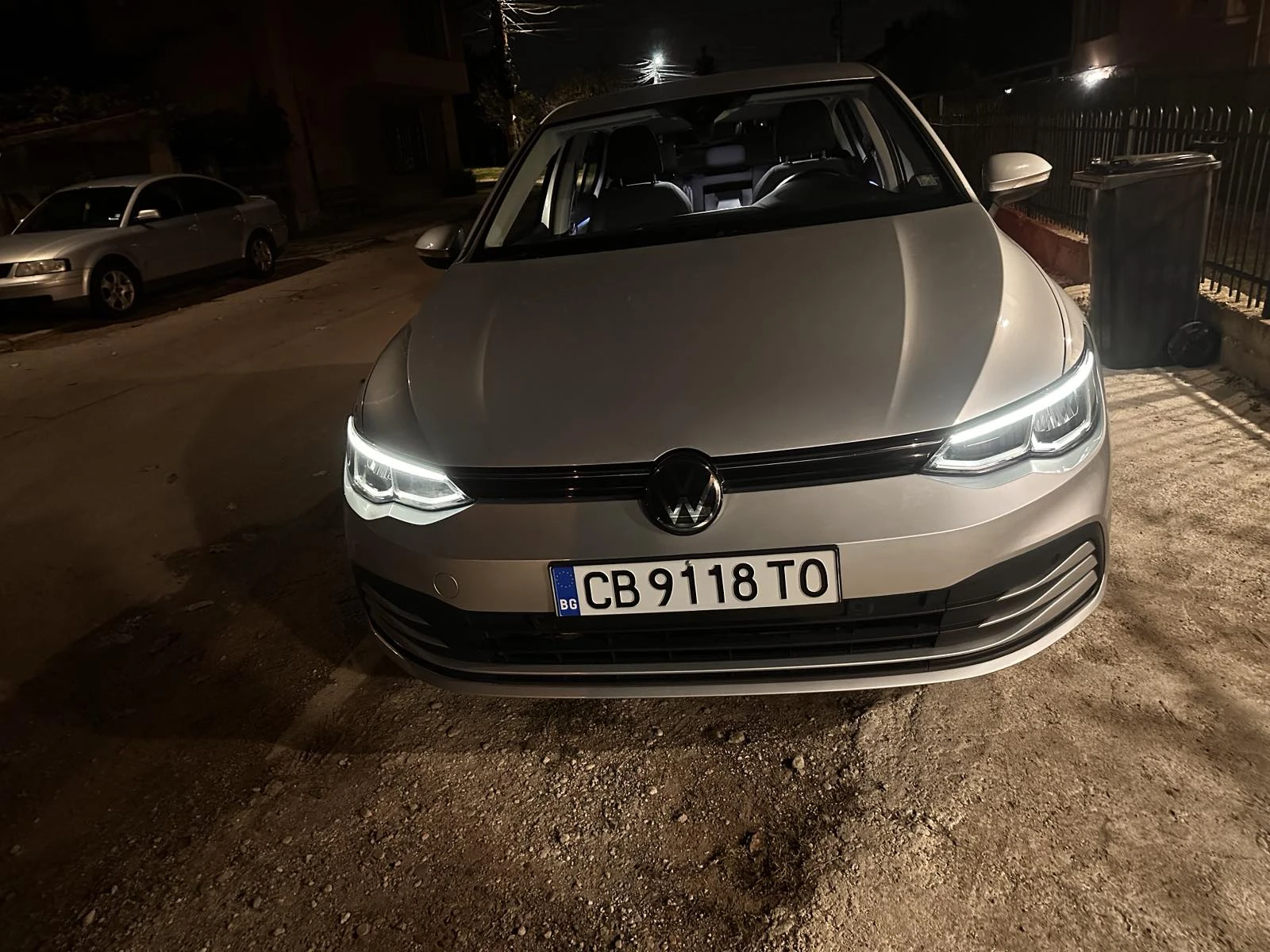 VW Golf 8 - 2.0TDI automat - изображение 9 | Auto.bg VW Golf 8 - 2.0TDI automat - изображение 9