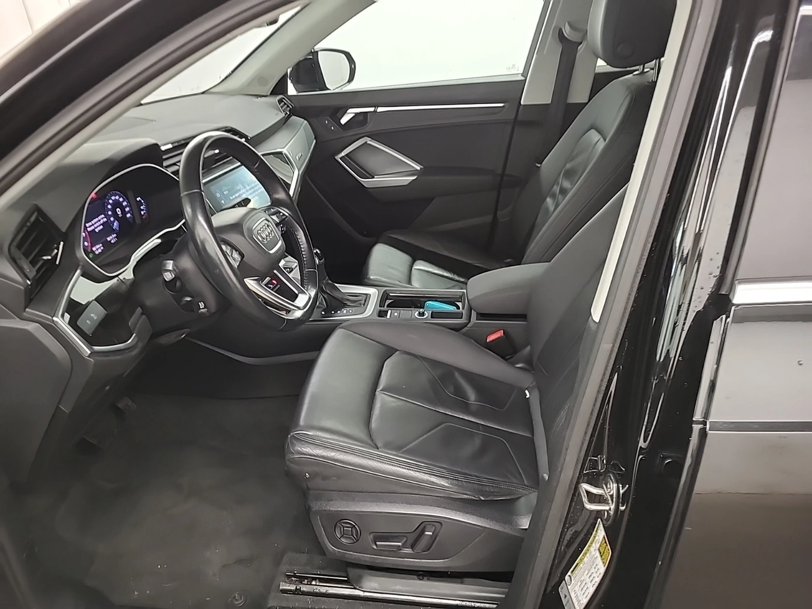 Audi Q3 * CARFAX * БЕЗ ПЪРВОНАЧАЛНА ВНОСКА - изображение 5 | Auto.bg Audi Q3 * CARFAX * БЕЗ ПЪРВОНАЧАЛНА ВНОСКА - изображение 5