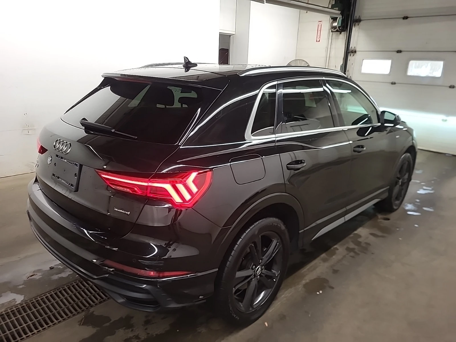 Audi Q3 * CARFAX * БЕЗ ПЪРВОНАЧАЛНА ВНОСКА - изображение 3 | Auto.bg Audi Q3 * CARFAX * БЕЗ ПЪРВОНАЧАЛНА ВНОСКА - изображение 3