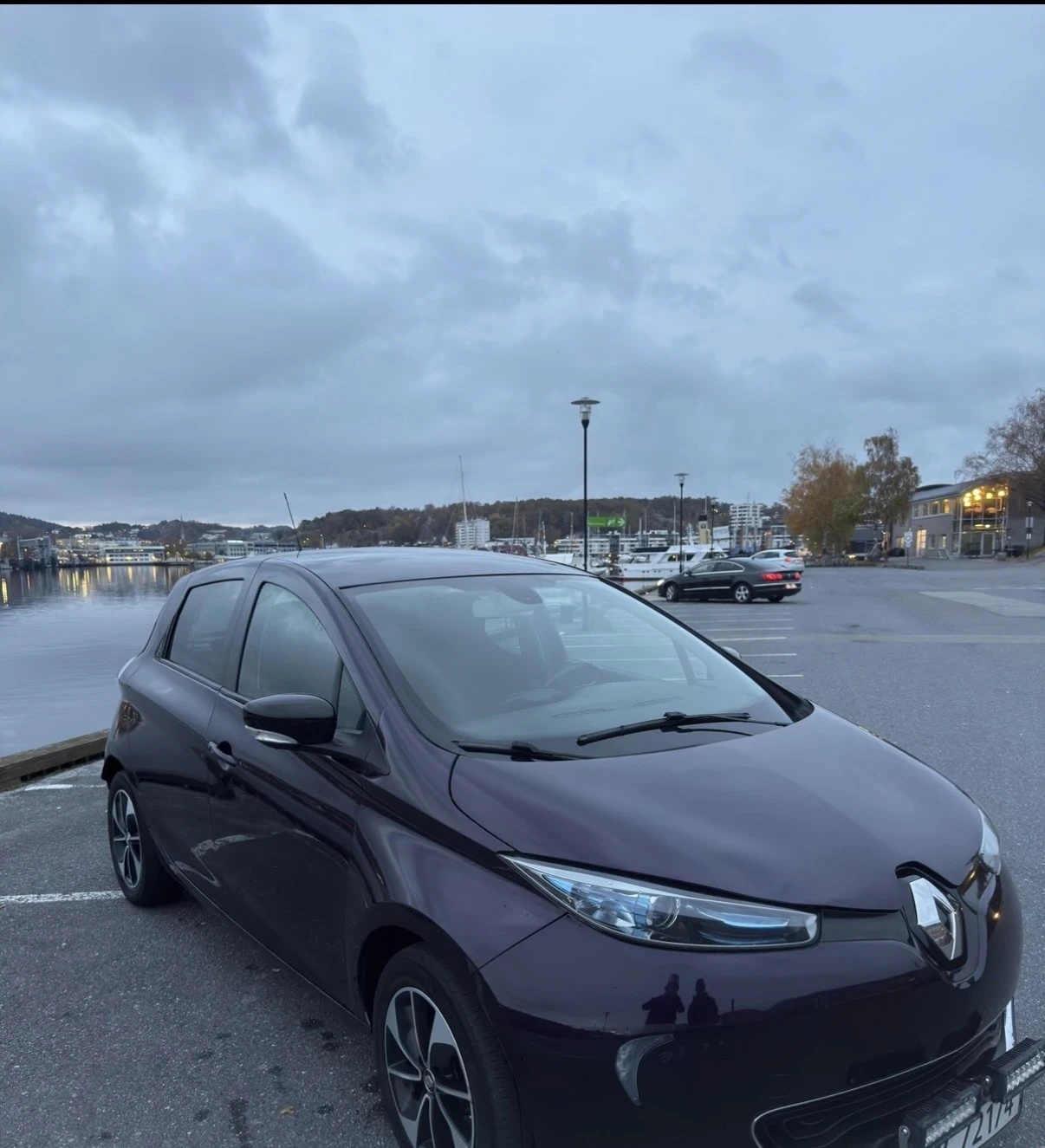 Renault Zoe Z.E. 40 R110 Iconic - изображение 2 | Auto.bg Renault Zoe Z.E. 40 R110 Iconic - изображение 2