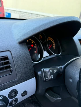 Opel Astra - 1699 € / 3322.96 лв. - 19729000 8 | Car24.bg Opel Astra - 1699 € / 3322.96 лв. - 19729000 8