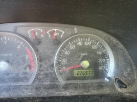 Suzuki Jimny 1.5DDIS 90kc klima - 8200 € / 16037.81 лв. - 36843637 9 | Car24.bg Suzuki Jimny 1.5DDIS 90kc klima - 8200 € / 16037.81 лв. - 36843637 9