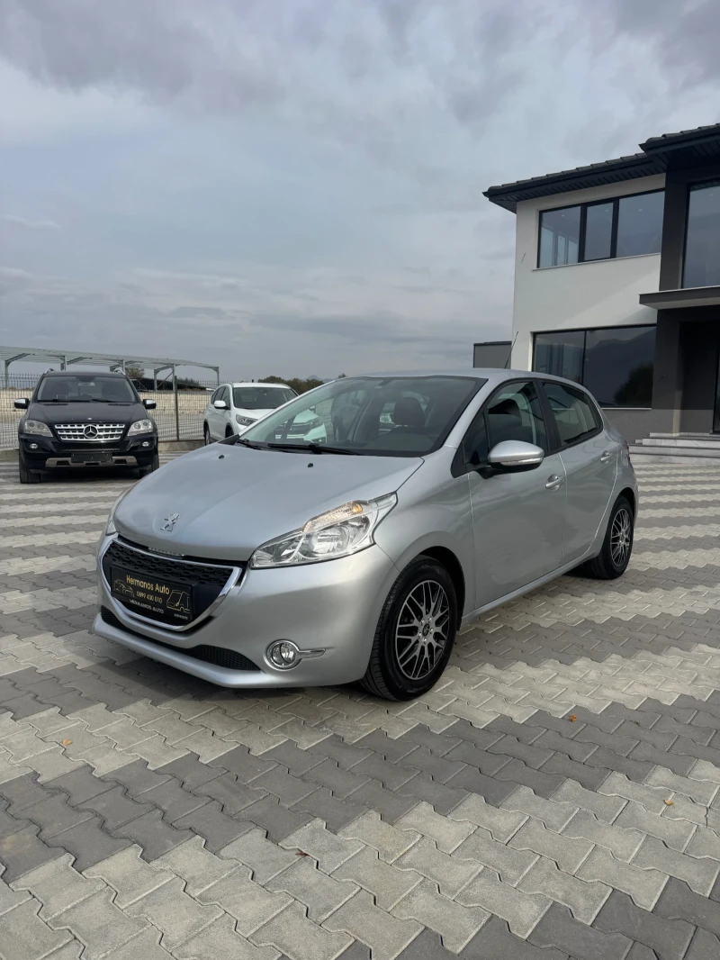 Peugeot 208 1.2i 82k.c - 5350 € - 89938994 1 | Car24.bg Peugeot 208 1.2i 82k.c - 5350 € - 89938994 1