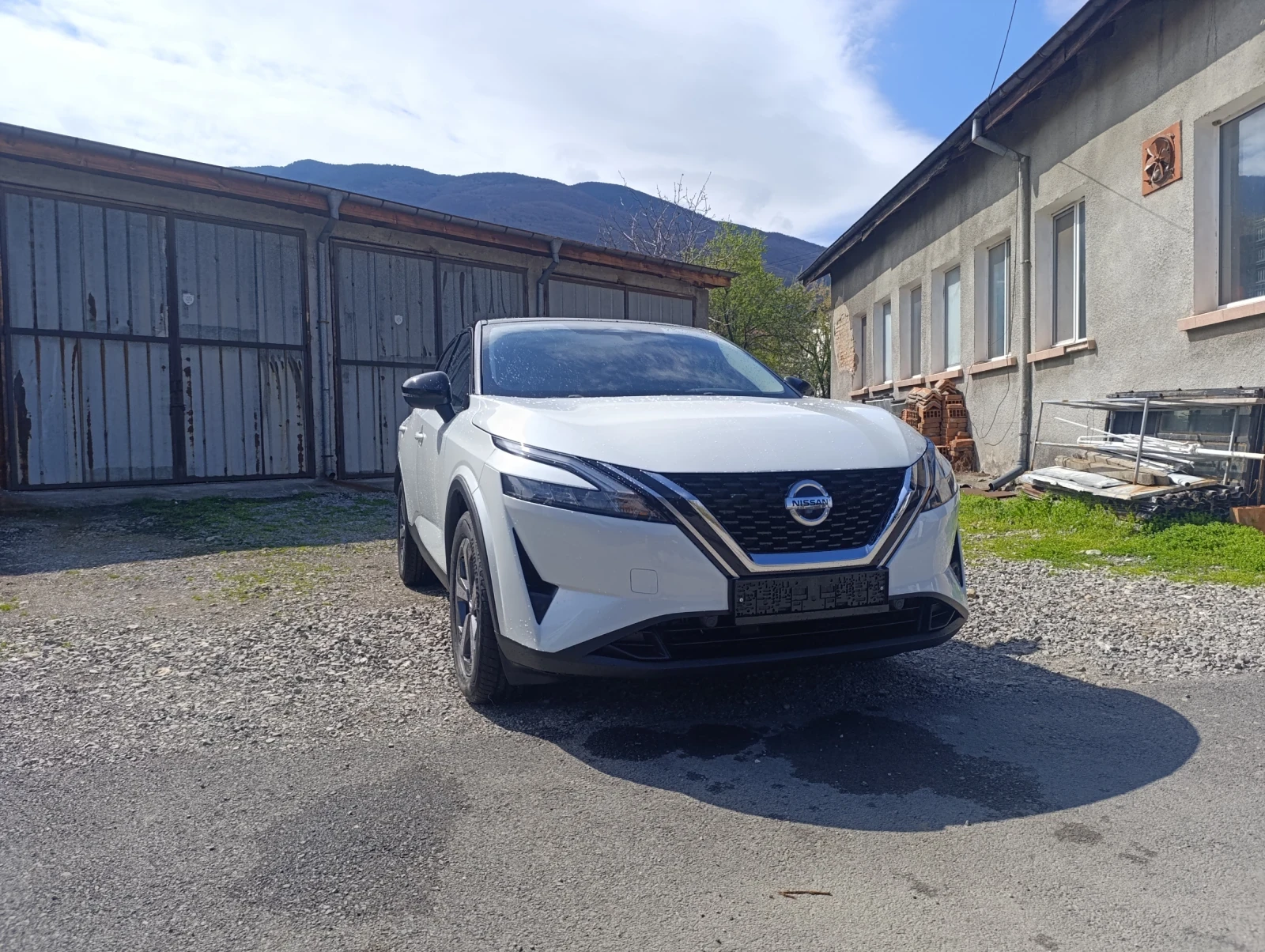 Nissan Qashqai 1.3 hybrid - изображение 2 | Auto.bg Nissan Qashqai 1.3 hybrid - изображение 2