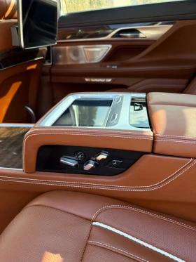 BMW 760 Li V12 Individual Executive Skylounge BW - 48900 € - 34692096 10 | Car24.bg BMW 760 Li V12 Individual Executive Skylounge BW - 48900 € - 34692096 10