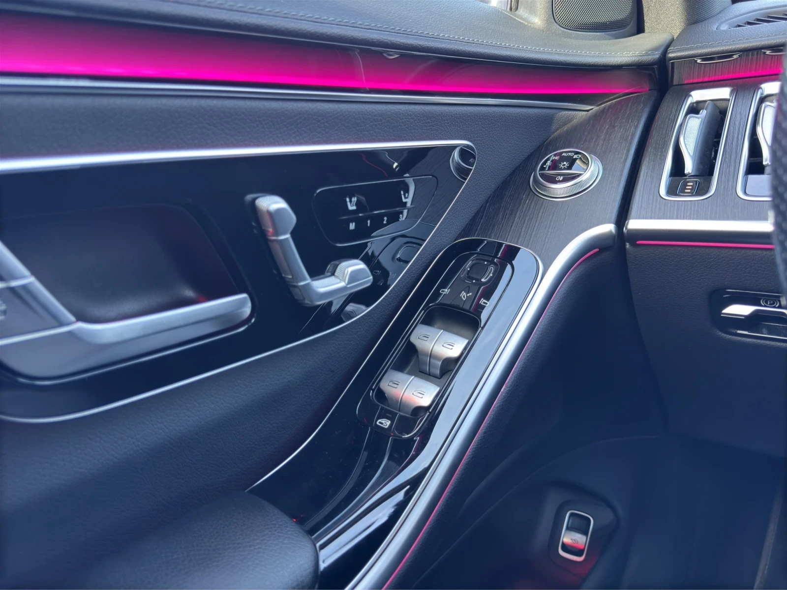 Mercedes-Benz S 350 d* 4M* AMG* PANORAMA* 360CAMERA* DISTRONIC* 20 - изображение 8 | Auto.bg Mercedes-Benz S 350 d* 4M* AMG* PANORAMA* 360CAMERA* DISTRONIC* 20 - изображение 8