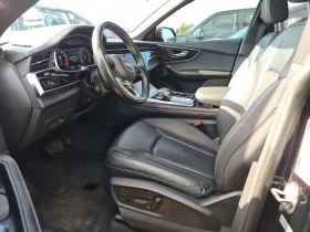 Audi Q8 * 55 Tfsi Quattro Technik * CARFAX * АВТОКРЕДИТ | Auto.bg — изображение 3 Audi Q8 * 55 Tfsi Quattro Technik * CARFAX * АВТОКРЕДИТ | Auto.bg — изображение 3