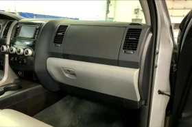 Toyota Sequoia 5.7 V8 4x4 SR5 PACKAGE * CAM * ШИБЕДАХ * 8-МЕСТЕН - 30990 лв. / 15844.94 € - 36968821 12 | Car24.bg Toyota Sequoia 5.7 V8 4x4 SR5 PACKAGE * CAM * ШИБЕДАХ * 8-МЕСТЕН - 30990 лв. / 15844.94 € - 36968821 12