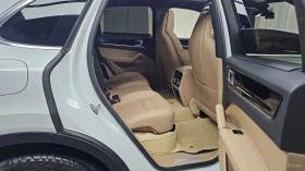 Porsche Cayenne 3.0* 360* КОЖА* ОБДУХВ* НАВИ* ПАНО | Auto.bg — изображение 9 Porsche Cayenne 3.0* 360* КОЖА* ОБДУХВ* НАВИ* ПАНО | Auto.bg — изображение 9