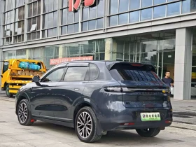 Leapmotor B10 600 Joy Edition* 360* ОБДУХВАНЕ* КРАЙНА ЦЕНА | Auto.bg — изображение 5 Leapmotor B10 600 Joy Edition* 360* ОБДУХВАНЕ* КРАЙНА ЦЕНА | Auto.bg — изображение 5