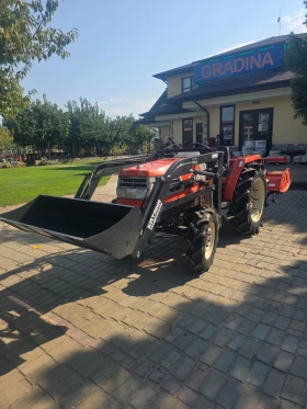 Трактор Kubota Kubota GL27, с челен товарач и фреза. | Auto.bg — изображение 2 Трактор Kubota Kubota GL27, с челен товарач и фреза. | Auto.bg — изображение 2