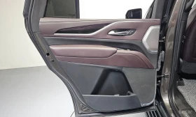 Cadillac Escalade Luxury Platinum* Rear Seat Entertainment | Auto.bg — изображение 15 Cadillac Escalade Luxury Platinum* Rear Seat Entertainment | Auto.bg — изображение 15