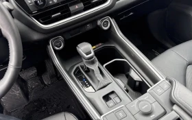 Toyota Grand Highlander Hybrid | НОВ | AWD | 8 Места | Черен Салон | - 49499 € / 96811.63 лв. - 66584815 8 | Car24.bg Toyota Grand Highlander Hybrid | НОВ | AWD | 8 Места | Черен Салон | - 49499 € / 96811.63 лв. - 66584815 8