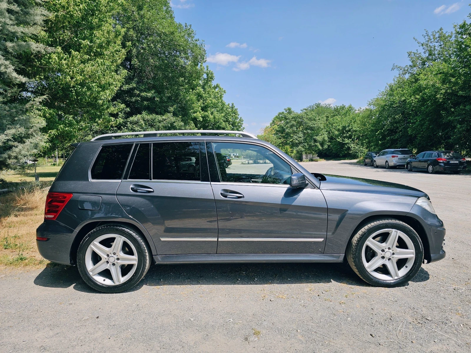 Mercedes-Benz GLK 220CDI AMG * 7G * 4-MATIC * FACELIFT * EURO 5B - изображение 3 | Auto.bg Mercedes-Benz GLK 220CDI AMG * 7G * 4-MATIC * FACELIFT * EURO 5B - изображение 3
