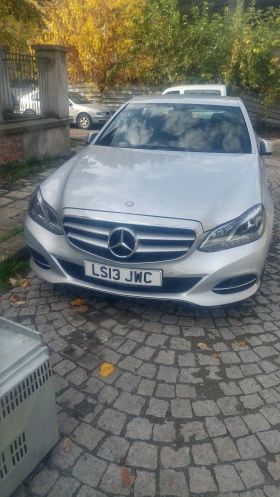 Mercedes-Benz E 220