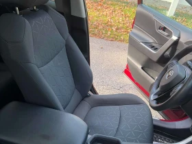 Toyota Rav4 XLE AWD * CARFAX * БЕЗ ПЪРВОНАЧАЛНА ВНОСКА | Auto.bg — изображение 16 Toyota Rav4 XLE AWD * CARFAX * БЕЗ ПЪРВОНАЧАЛНА ВНОСКА | Auto.bg — изображение 16