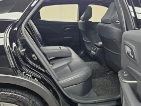 Toyota Crown 2.5 Хибрид 4x4 | Auto.bg — изображение 10 Toyota Crown 2.5 Хибрид 4x4 | Auto.bg — изображение 10