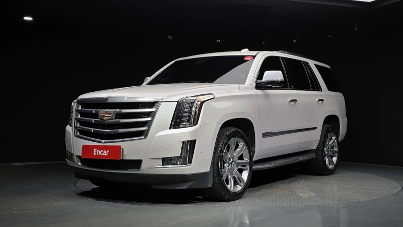 Cadillac Escalade 6.2* ЛЮК* HUD* 360* ПОДГРЕВ ВОЛАН* КРАЙНА ЦЕНА - 22699 € / 44395.39 лв. - 16070439 1 | Car24.bg Cadillac Escalade 6.2* ЛЮК* HUD* 360* ПОДГРЕВ ВОЛАН* КРАЙНА ЦЕНА - 22699 € / 44395.39 лв. - 16070439 1