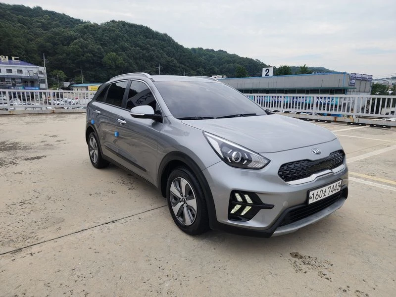 Kia Niro 1.6 Automatic | Auto.bg — изображение 1 Kia Niro 1.6 Automatic | Auto.bg — изображение 1