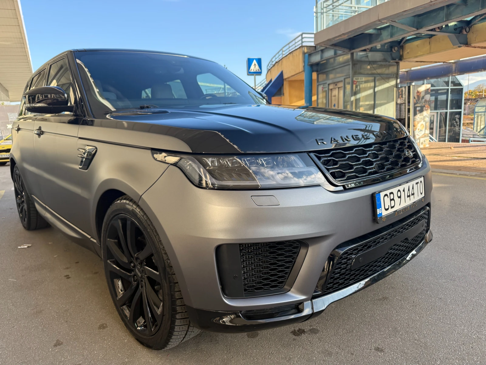 Land Rover Range Rover Sport 6 МЕСЕЦА ГАРАНЦИЯ/3.0D Autobiography 258к.с. - изображение 5 | Auto.bg Land Rover Range Rover Sport 6 МЕСЕЦА ГАРАНЦИЯ/3.0D Autobiography 258к.с. - изображение 5