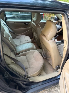 Volvo Xc70 D5 AWD - 2399 € - 76423578 12 | Car24.bg Volvo Xc70 D5 AWD - 2399 € - 76423578 12