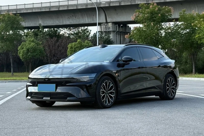 Zeekr 7 GT 007 GT| ОБДУХ| HUD| 360| PANO| - 43000 € - 78972999 1 | Car24.bg Zeekr 7 GT 007 GT| ОБДУХ| HUD| 360| PANO| - 43000 € - 78972999 1