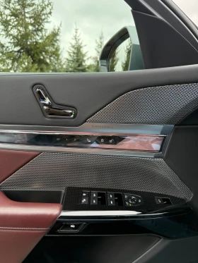 BMW 740 740D M Sport Pro, EL DRS., B&W, 31 TV, Exec.Loung - 109999 € / 215139.34 лв. - 57225525 7 | Car24.bg BMW 740 740D M Sport Pro, EL DRS., B&W, 31 TV, Exec.Loung - 109999 € / 215139.34 лв. - 57225525 7