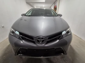 Toyota Auris 1.6 VALVEMATIC 132 PS 8 гуми KEYLESS 100 000KM