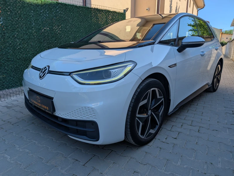 VW ID.3 1st Plus* 58kWh* Matrix* Дистроник* Подгрев - 16700 € / 32662.36 лв. - 54283724 1 | Car24.bg VW ID.3 1st Plus* 58kWh* Matrix* Дистроник* Подгрев - 16700 € / 32662.36 лв. - 54283724 1