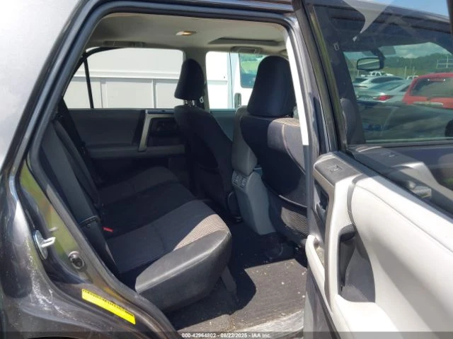 Toyota 4runner 4.0* V6* ПОДГРЕВ* КАМЕРА* КЕЙЛЕС* LANE* ASSIST - изображение 10 | Auto.bg Toyota 4runner 4.0* V6* ПОДГРЕВ* КАМЕРА* КЕЙЛЕС* LANE* ASSIST - изображение 10