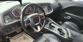 Dodge Challenger SXT PLUS * * БЕЗ ИНЦИДЕНТИ * * КАМ * * CARPLAY * * - 12400 € / 24252.29 лв. - 31519063 5 | Car24.bg Dodge Challenger SXT PLUS * * БЕЗ ИНЦИДЕНТИ * * КАМ * * CARPLAY * * - 12400 € / 24252.29 лв. - 31519063 5