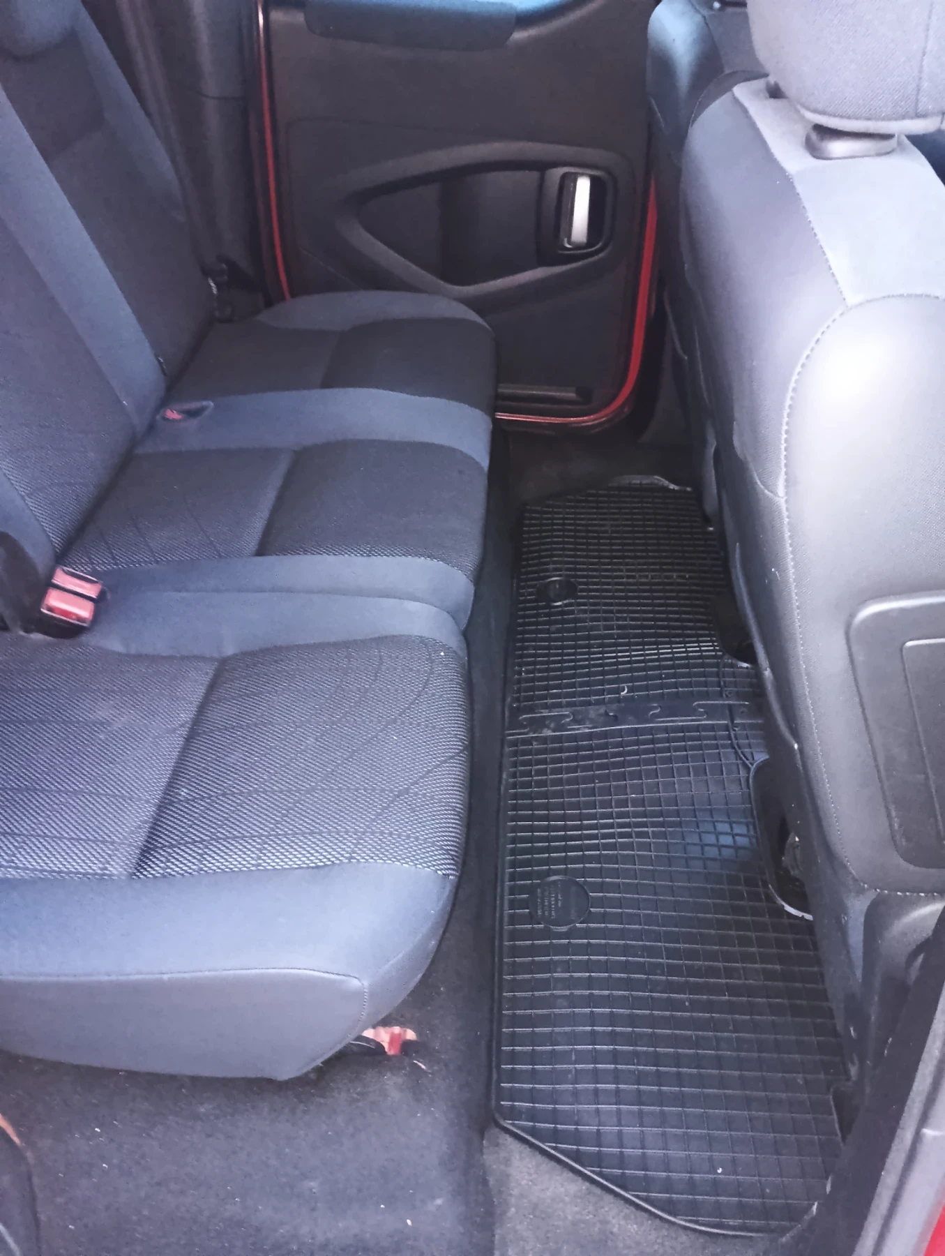 Peugeot Partner undefined | Auto.bg — изображение 1 Peugeot Partner undefined | Auto.bg — изображение 1