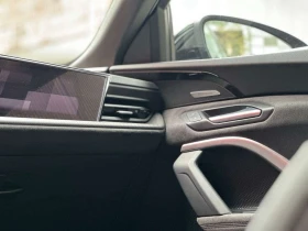 Audi SQ5 * Black Optics Pkg| Accident Free| 1 Owner| Techni | Auto.bg — изображение 11 Audi SQ5 * Black Optics Pkg| Accident Free| 1 Owner| Techni | Auto.bg — изображение 11