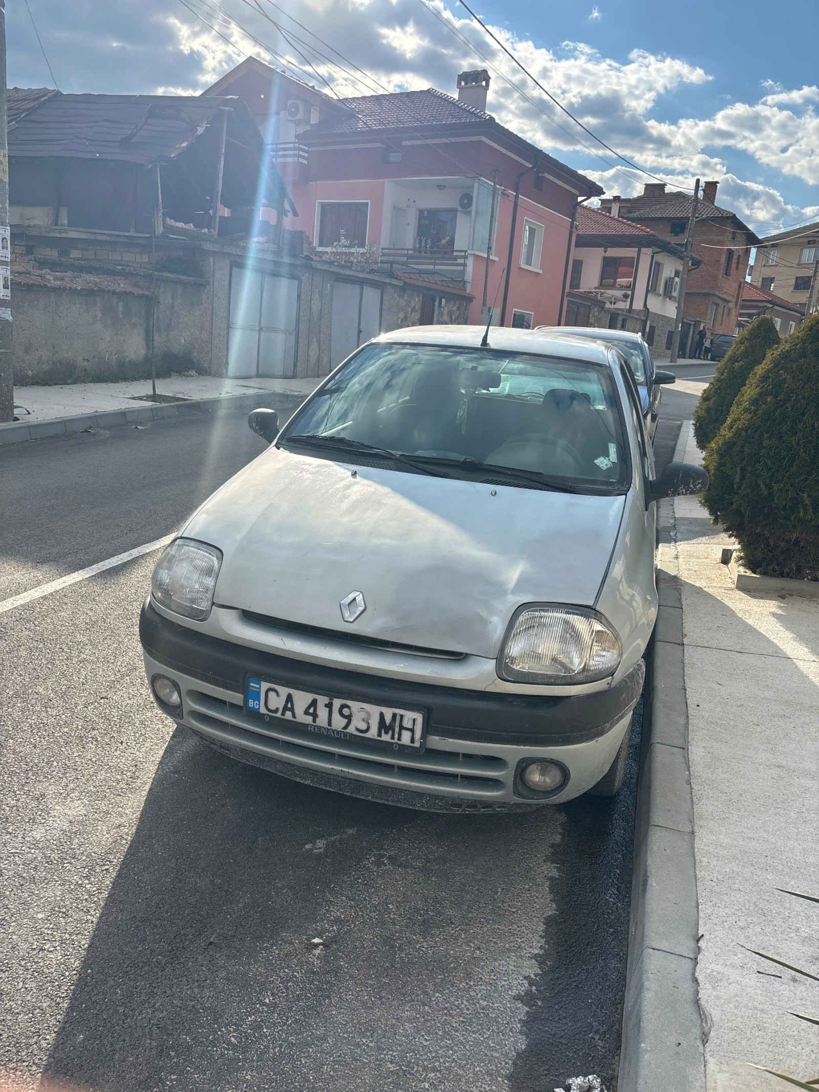 Renault Clio Газ/Бензим | Auto.bg — изображение 1 Renault Clio Газ/Бензим | Auto.bg — изображение 1