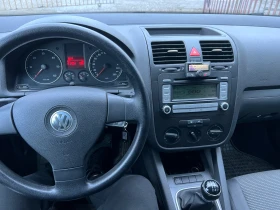 VW Golf 1.9TDI 105kc - 3000 € / 5867.49 лв. - 68945877 12 | Car24.bg VW Golf 1.9TDI 105kc - 3000 € / 5867.49 лв. - 68945877 12