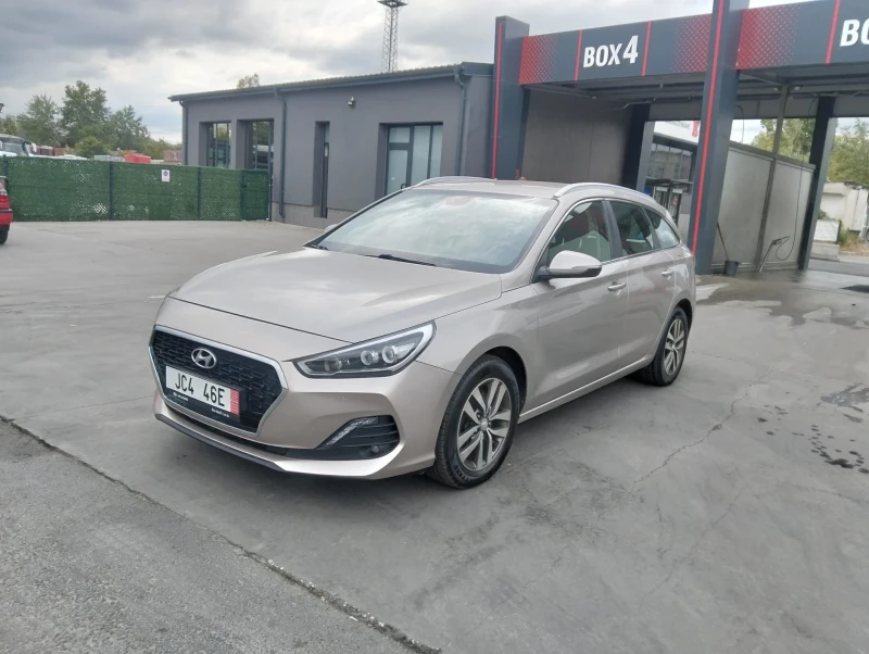 Hyundai I30 Автомат-подгрев-камера-нави-кей лесс - 11690 € - 30768655 1 | Car24.bg Hyundai I30 Автомат-подгрев-камера-нави-кей лесс - 11690 € - 30768655 1